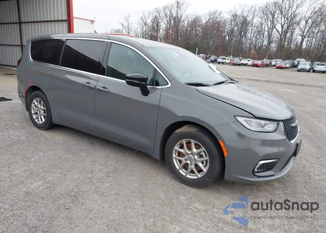 2025 Chrysler Pacifica Select z USA, uszkodzony, nr VIN 2C4RC1BG3SR532236